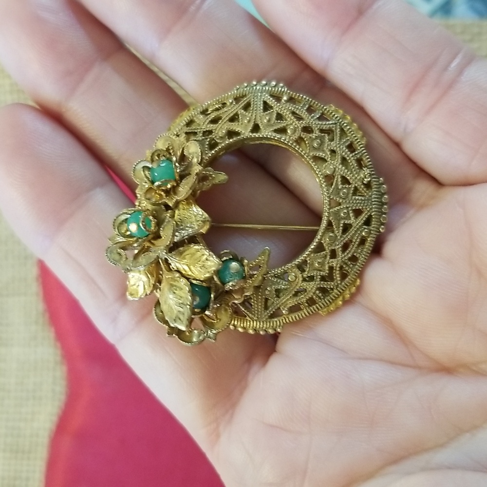 Stanley Hagler N.Y.C. Vintage Brooch